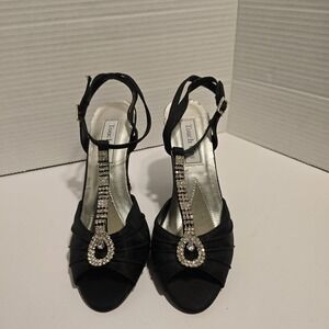 Touch Ups Womens Black Satin Rhinestone T-Strap Evening Sandals Size 6M
